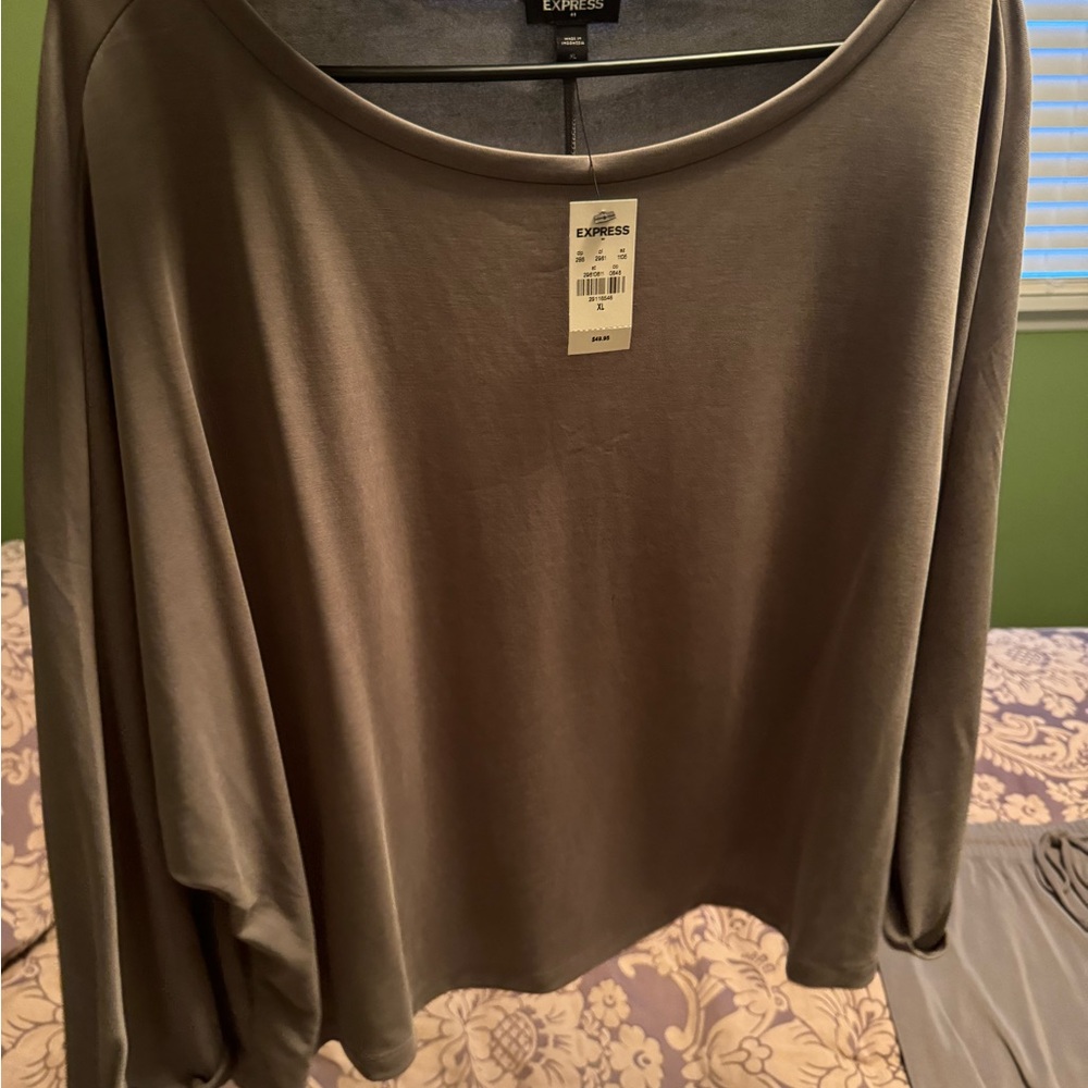 Express 2 piece 3/4 sleeve 2 piece outfit extra large